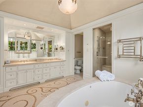 2001 Broadmoor Drive E, Seattle WA 98112