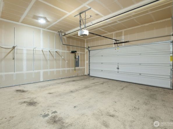 1353 32nd Place NE, Auburn WA 98002