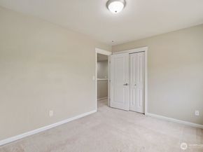 1353 32nd Place NE, Auburn WA 98002