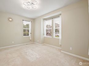 1353 32nd Place NE, Auburn WA 98002