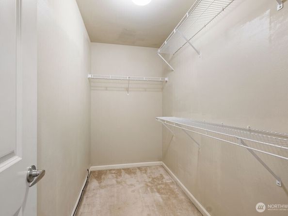 1353 32nd Place NE, Auburn WA 98002