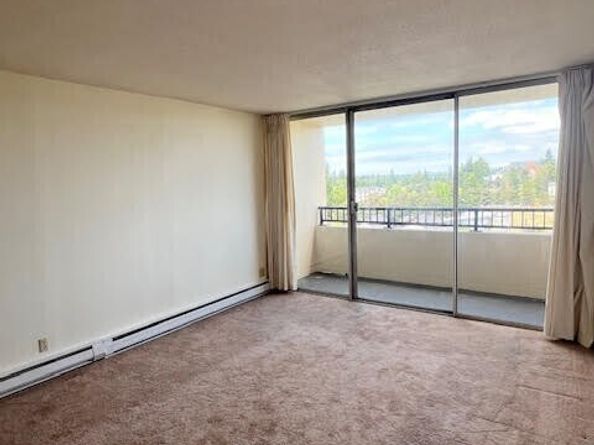 4540 8th Avenue NE 903, Seattle WA 98105