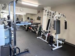 4540 8th Avenue NE 903, Seattle WA 98105
