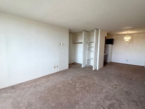 4540 8th Avenue NE 903, Seattle WA 98105