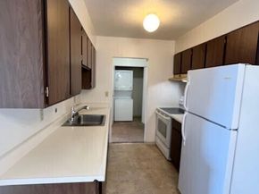 4540 8th Avenue NE 903, Seattle WA 98105