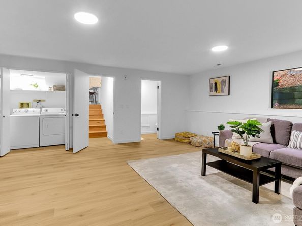 11214 80th Avenue NE, Kirkland WA 98034