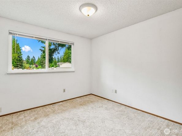 10802 29th Drive SE, Everett WA 98208