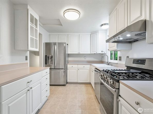 10802 29th Drive SE, Everett WA 98208