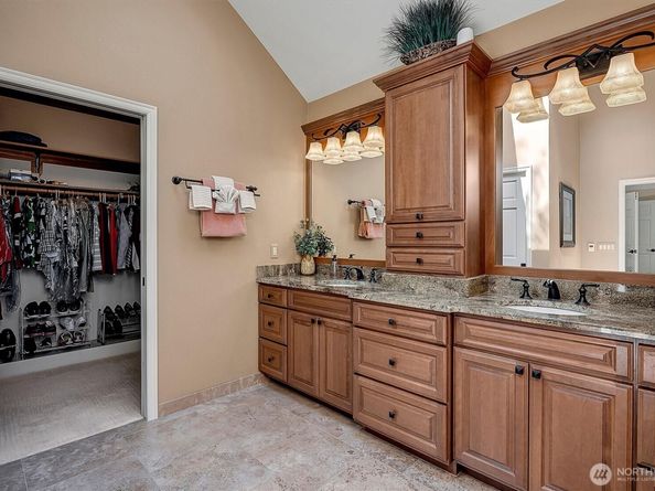 17434 NE 129th Street, Redmond WA 98052