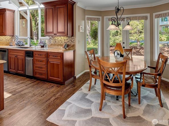 17434 NE 129th Street, Redmond WA 98052