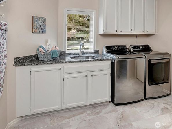17434 NE 129th Street, Redmond WA 98052