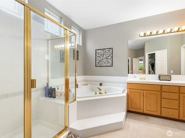 2660 230th Avenue SE, Sammamish WA 98075