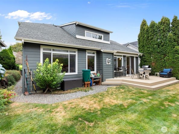 2660 230th Avenue SE, Sammamish WA 98075