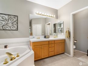 2660 230th Avenue SE, Sammamish WA 98075