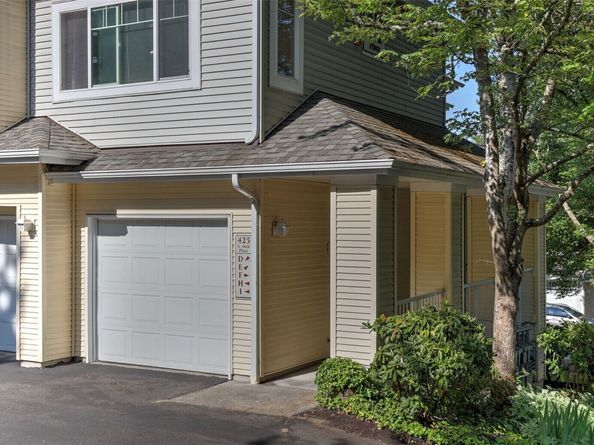 425 S 46th Place E, Renton WA 98055