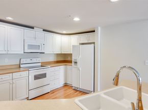 425 S 46th Place E, Renton WA 98055