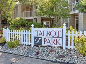 425 S 46th Place E, Renton WA 98055