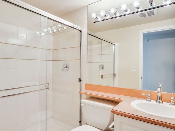 425 S 46th Place E, Renton WA 98055