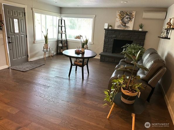 4529 Crescent, Everett WA 98203