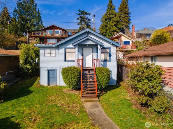 3321 25th Avenue S, Seattle WA 98144