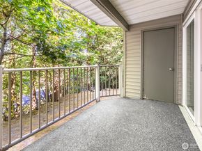 16101 Bothell Everett Hwy E103, Mill Creek WA 98012