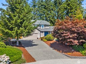6807 185th Street SW, Lynnwood WA 98037