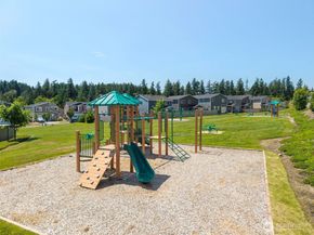 5180 Sinclair Way, Bremerton WA 98312