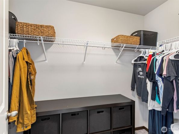 5180 Sinclair Way, Bremerton WA 98312