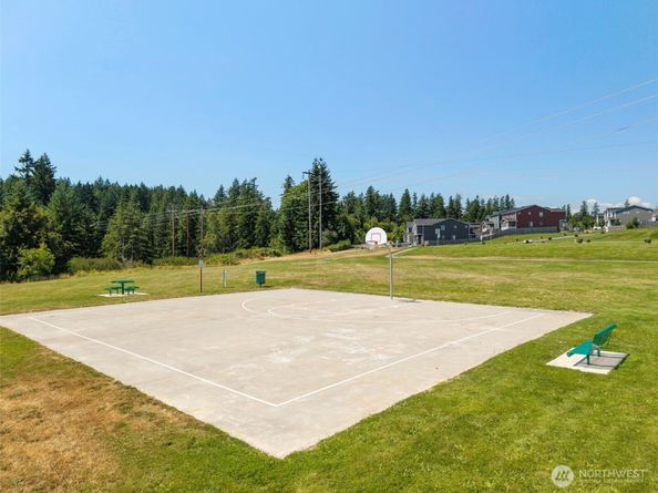5180 Sinclair Way, Bremerton WA 98312