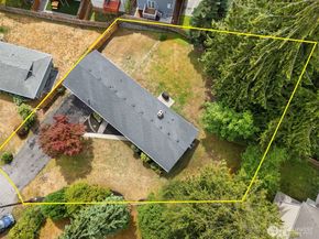 8 157th Place SE, Bothell WA 98012