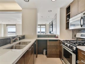 2607 Western Ave 410, Seattle WA 98121