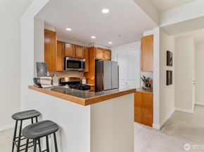 2607 Western Ave 410, Seattle WA 98121