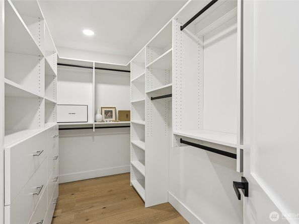 15415 NE 103rd Way, Redmond WA 98052