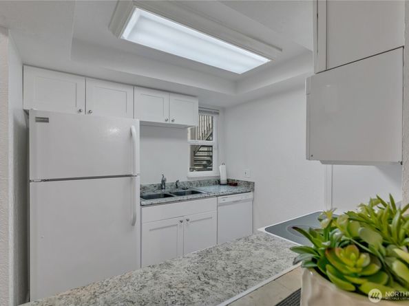 33021 18th Place S E107, Federal Way WA 98003