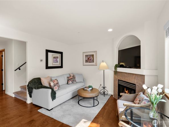 2530 123rd Place SW B, Everett WA 98204