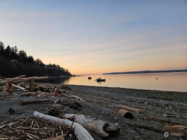 15 U Snoqualmie Avenue, Hat Island WA 98206