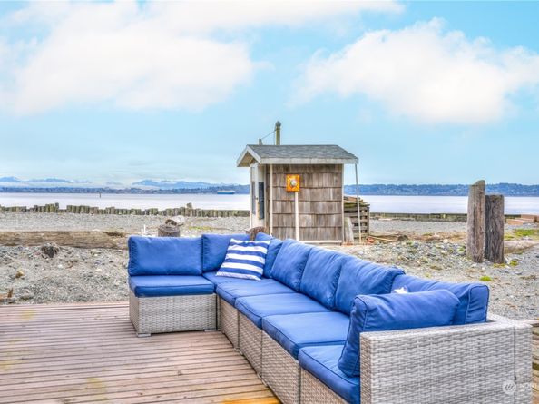 15 U Snoqualmie Avenue, Hat Island WA 98206