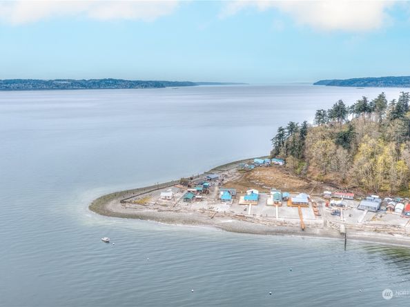15 U Snoqualmie Avenue, Hat Island WA 98206