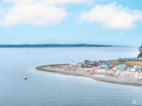 15 U Snoqualmie Avenue, Hat Island WA 98206