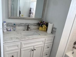 1075 NE Miami Gardens Dr 706, Miami FL 33179