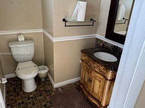 1075 NE Miami Gardens Dr 706, Miami FL 33179