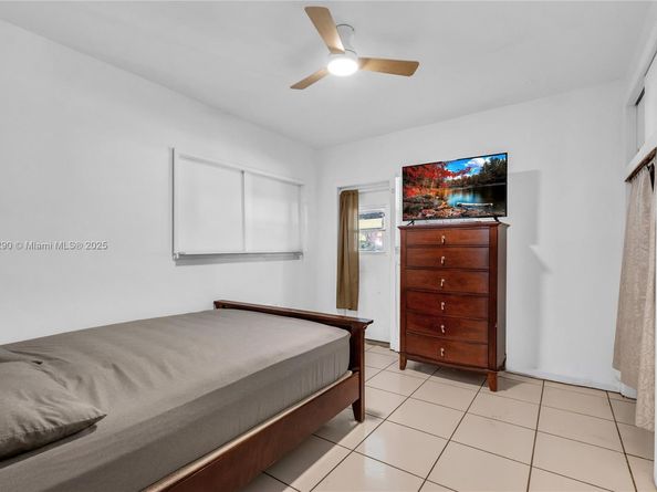 1499 NE 174th St, North Miami Beach FL 33162