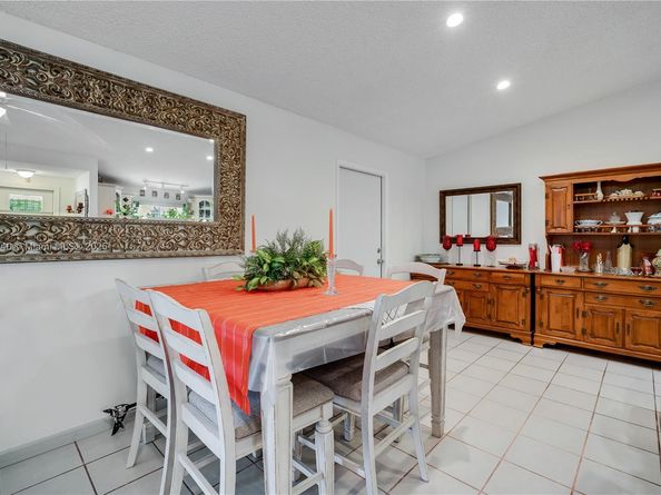 13249 SW 86th Ln, Miami FL 33183