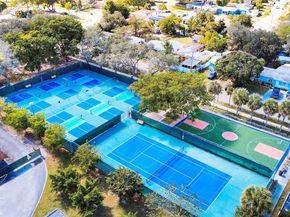 1311 SW 33rd Ter, Fort Lauderdale FL 33312