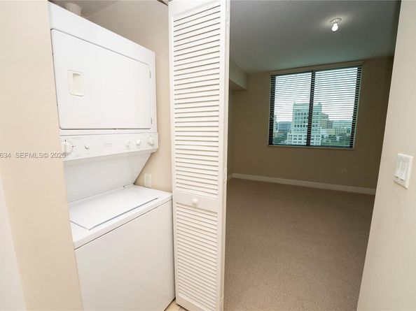 1300 Ponce De Leon Blvd 808, Coral Gables FL 33134