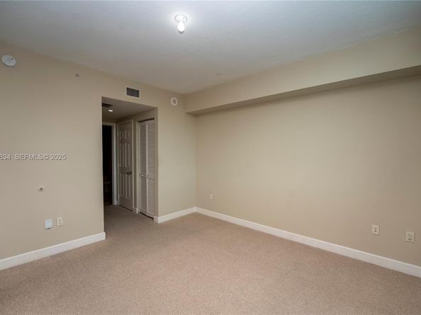 1300 Ponce De Leon Blvd 808, Coral Gables FL 33134