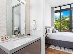 2700 NE 18th St, Fort Lauderdale FL 33305