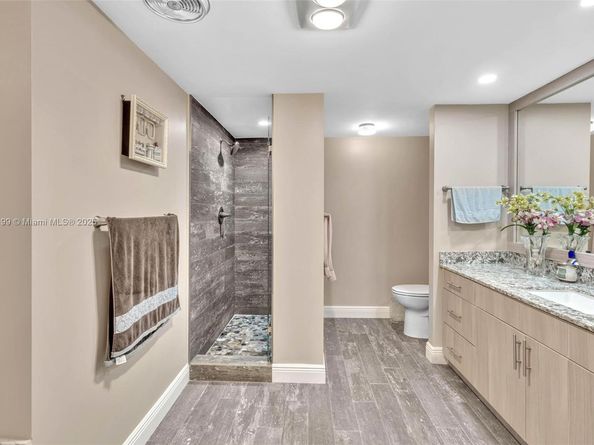 1865 S Ocean Dr 5J, Hallandale Beach FL 33009