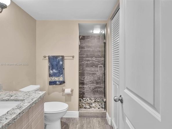 1865 S Ocean Dr 5J, Hallandale Beach FL 33009