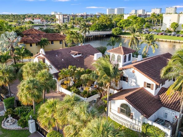 800 Diplomat Pkwy, Hallandale Beach FL 33009